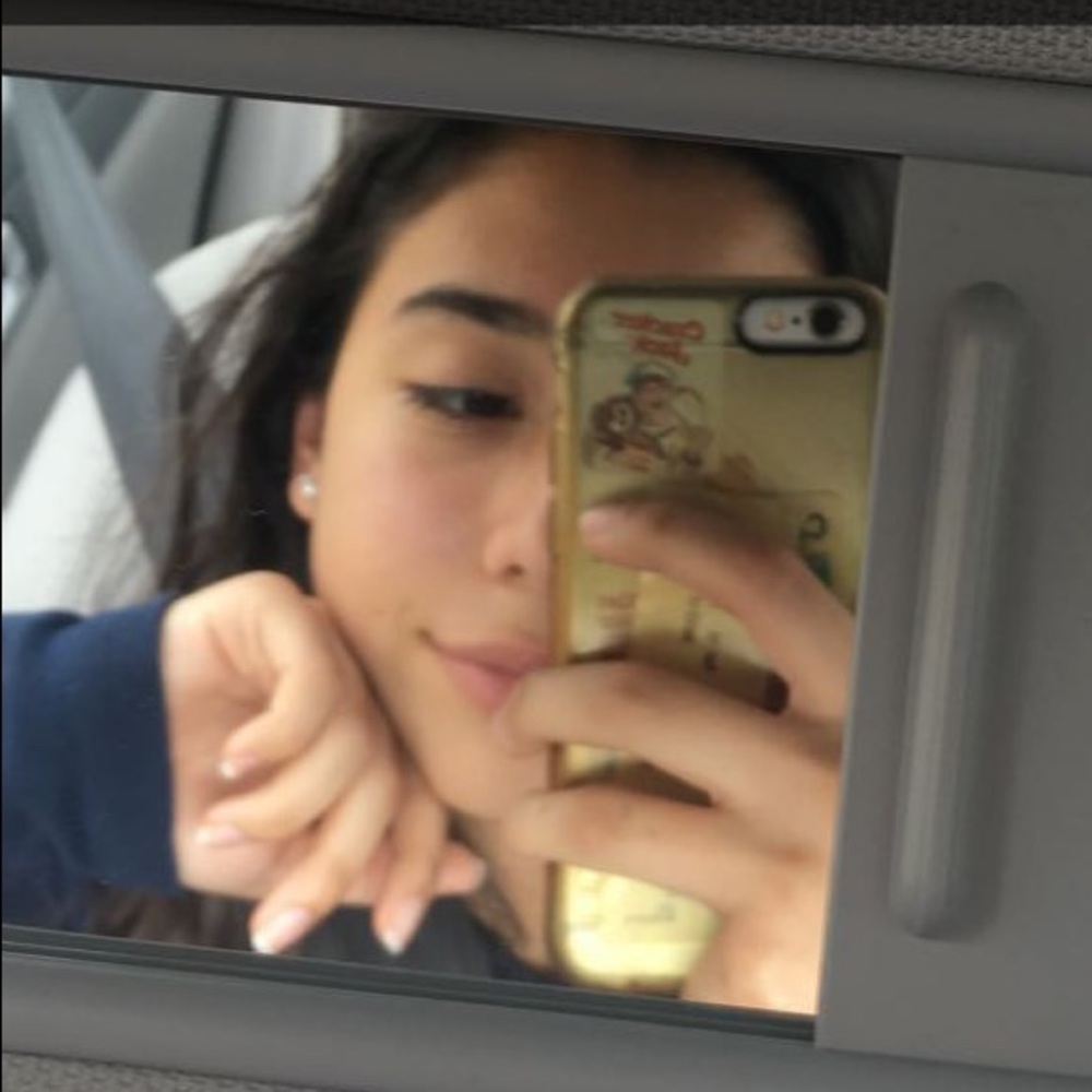 Meet your Posher, Kimberly